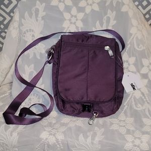 eBags Purple Crossbody Pockets Travel Smal…